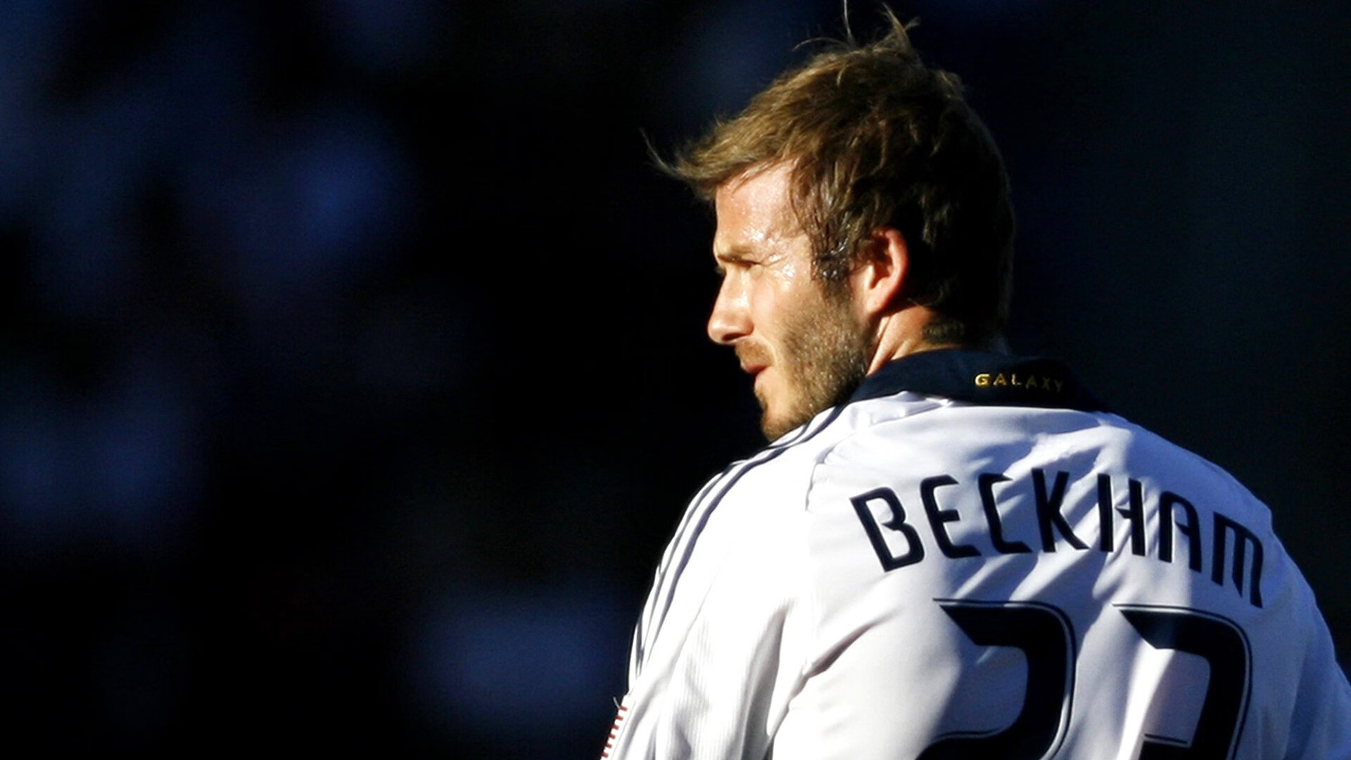 意甲焦点战?不,这是上海队打穿国王的篮球风暴